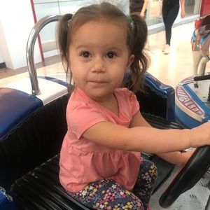 Meet your Posher, Rebekah